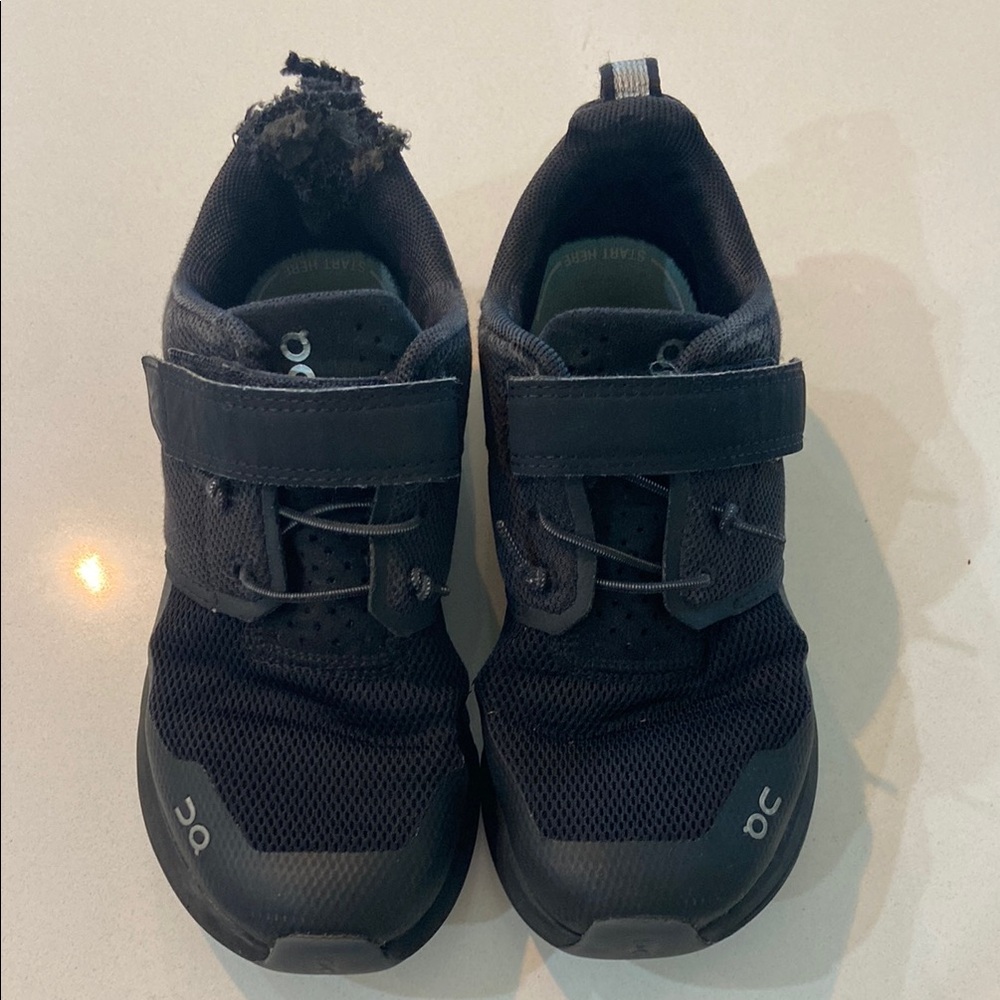 On Running Black Sneakers Casual Comfort